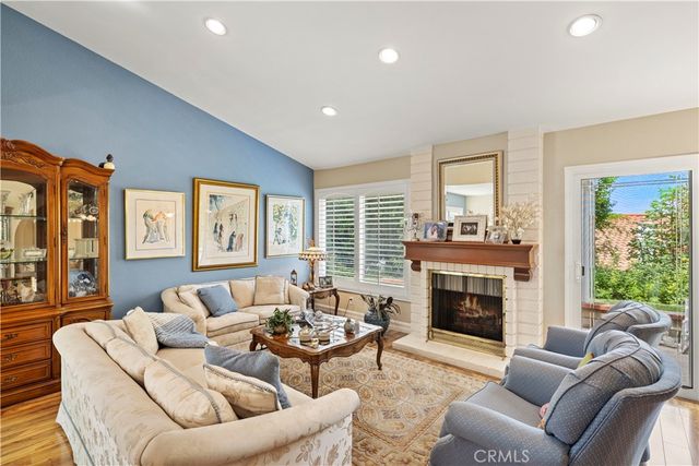 27826 TORROBA, Mission Viejo, CA 92692