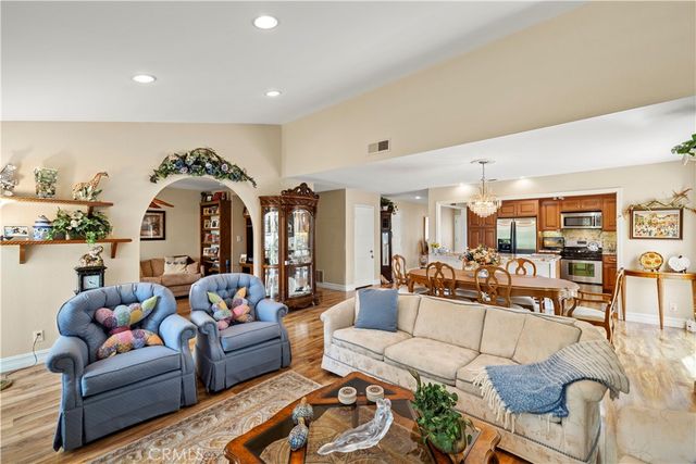 27826 TORROBA, Mission Viejo, CA 92692