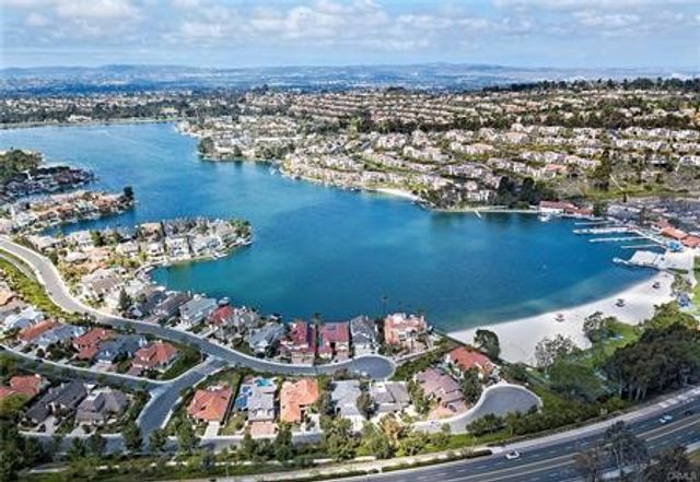 27826 TORROBA, Mission Viejo, CA 92692
