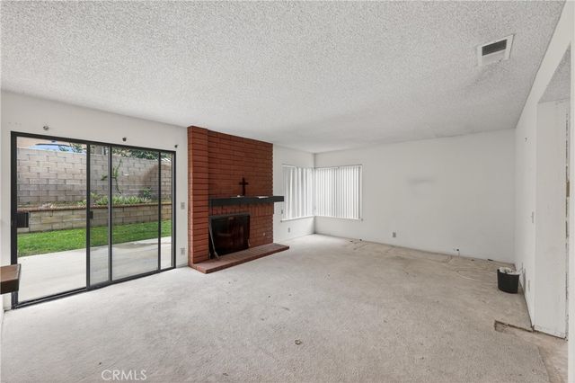 46 Christamon W, Irvine, CA 92620