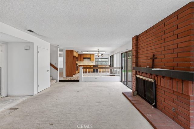 46 Christamon W, Irvine, CA 92620