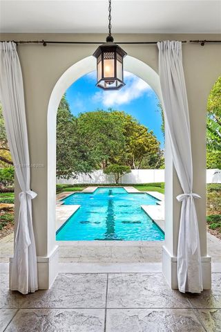 4191 Lybyer Ave, Miami, FL 33133