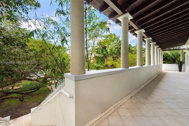 4191 Lybyer Ave, Miami, FL 33133