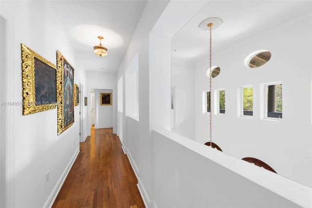 4191 Lybyer Ave, Miami, FL 33133