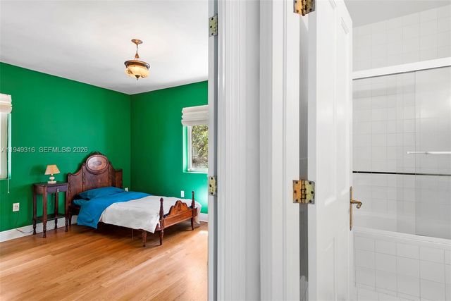 4191 Lybyer Ave, Miami, FL 33133