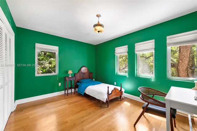 4191 Lybyer Ave, Miami, FL 33133