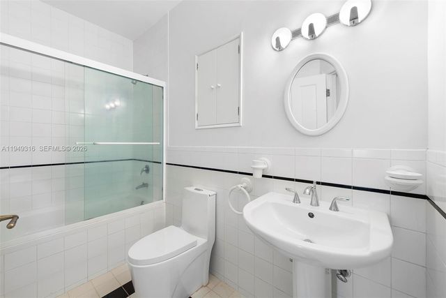 4191 Lybyer Ave, Miami, FL 33133