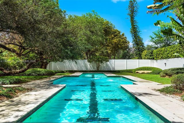 4191 Lybyer Ave, Miami, FL 33133