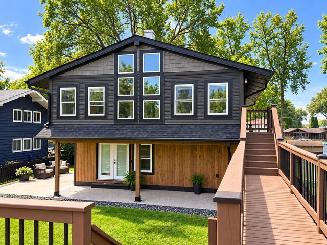 607 KINGSTON Boulevard, Mchenry, IL 60050