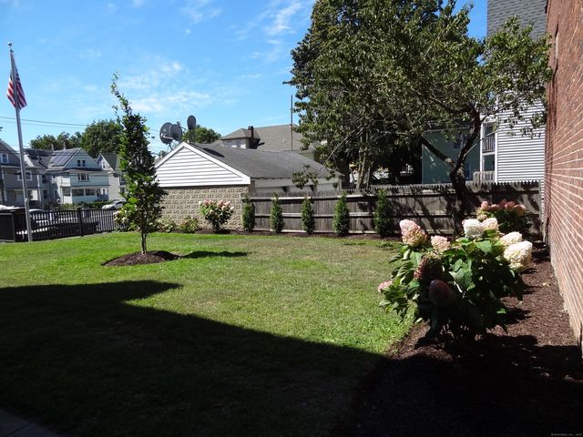 2806 Fairfield Avenue 101, Bridgeport, CT 06605