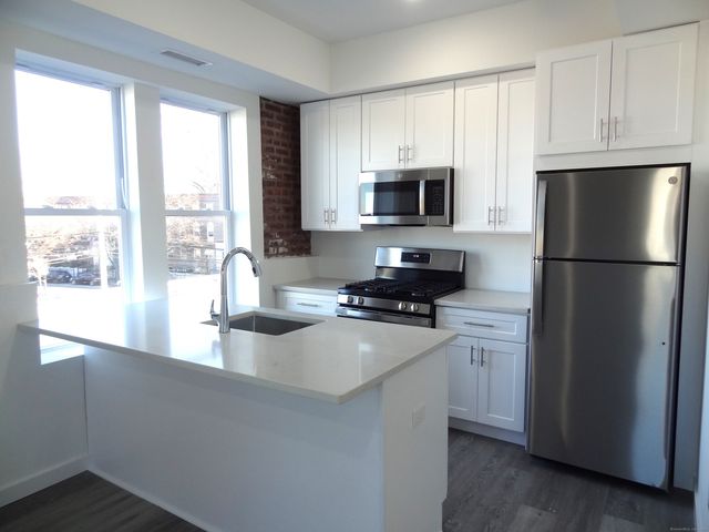 2806 Fairfield Avenue 101, Bridgeport, CT 06605