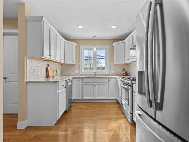 56 Luka Dr 56, Grafton, MA 01519