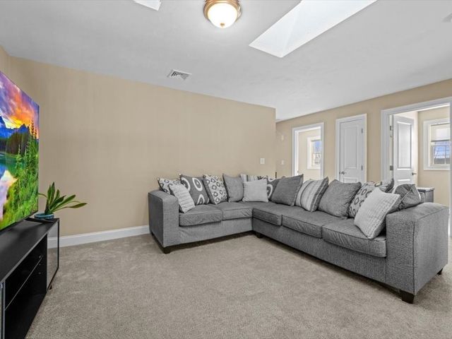 56 Luka Dr 56, Grafton, MA 01519