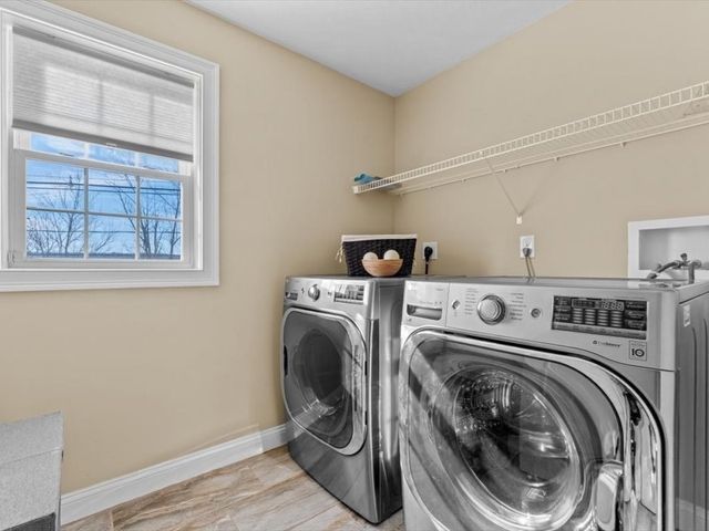 56 Luka Dr 56, Grafton, MA 01519