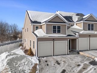 56 Luka Dr 56, Grafton, MA 01519