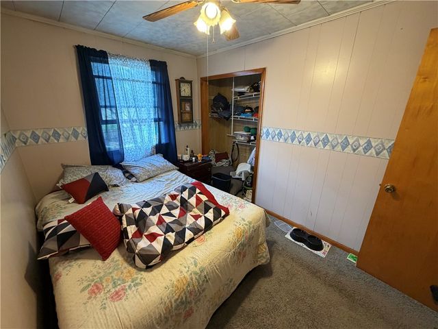 1081 Main Street, Republic, PA 15417