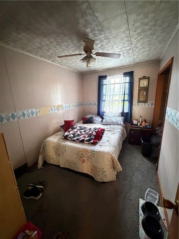 1081 Main Street, Republic, PA 15417
