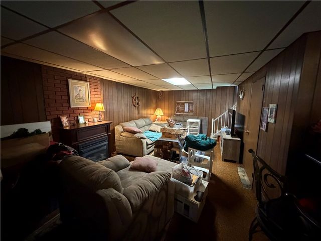 1081 Main Street, Republic, PA 15417