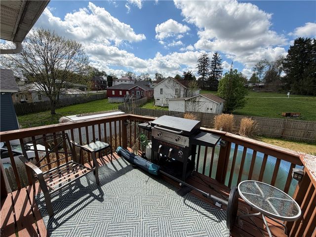 1081 Main Street, Republic, PA 15417