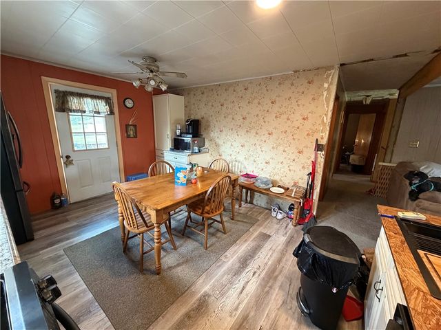 1081 Main Street, Republic, PA 15417