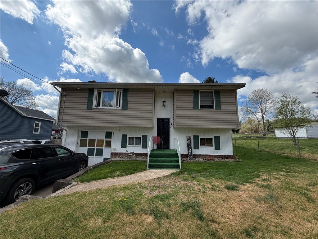 1081 Main Street, Republic, PA 15417