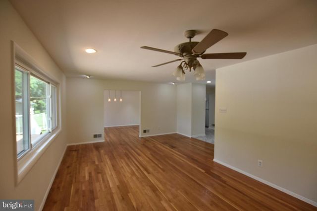 4015 HEATHFIELD RD, Rockville, MD 20853