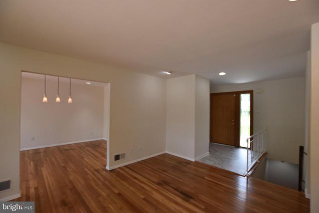 4015 HEATHFIELD RD, Rockville, MD 20853