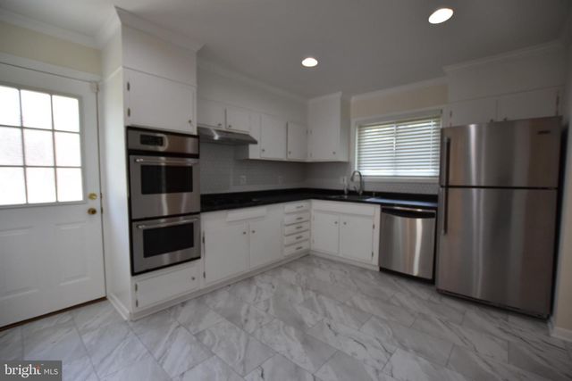 4015 HEATHFIELD RD, Rockville, MD 20853