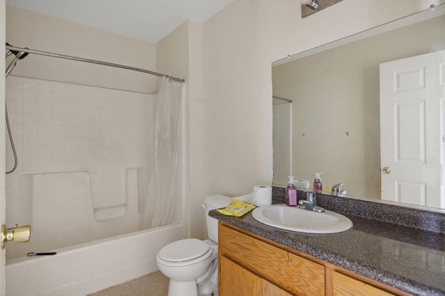 31140 Wolf Street, Visalia, CA 93291