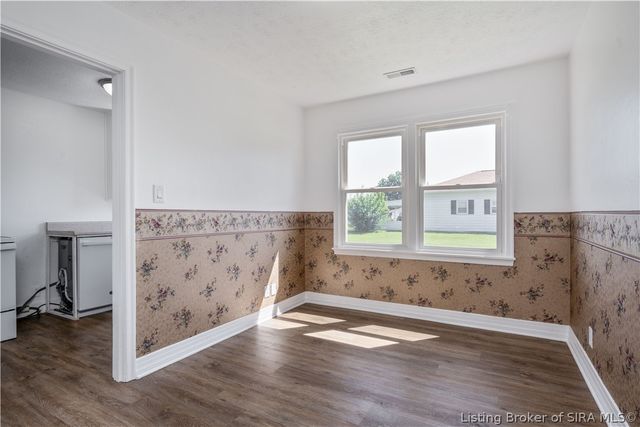 1002 N Taggart Avenue, Clarksville, IN 47129