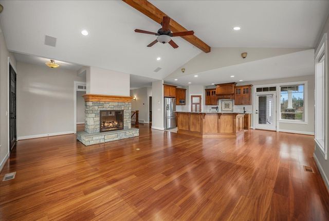 7805 S Oak Rd, Spokane, WA 99224