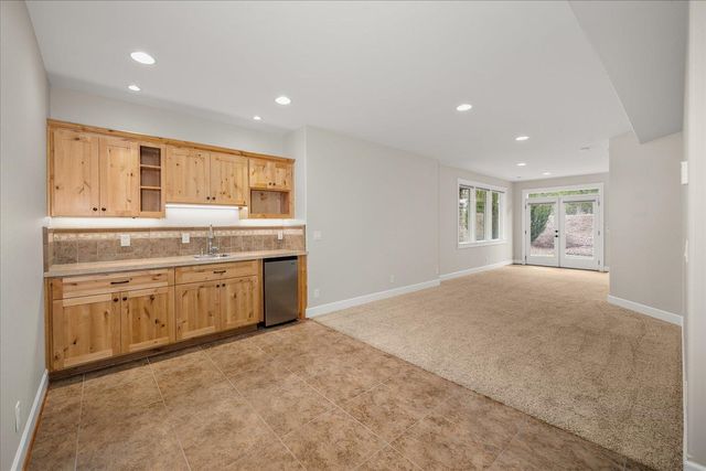 7805 S Oak Rd, Spokane, WA 99224