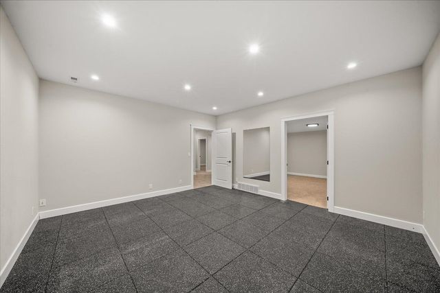 7805 S Oak Rd, Spokane, WA 99224