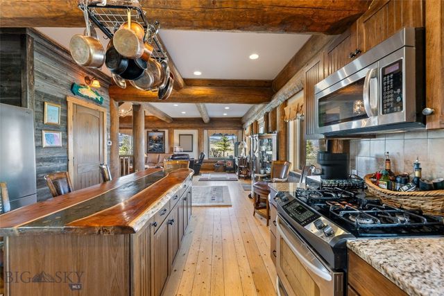 6 Browtine Ln, Ennis, MT 59729