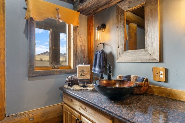 6 Browtine Ln, Ennis, MT 59729