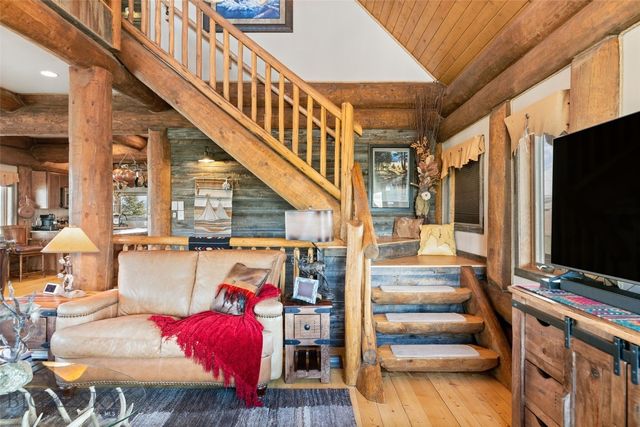 6 Browtine Ln, Ennis, MT 59729