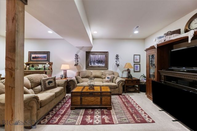 6 Browtine Ln, Ennis, MT 59729