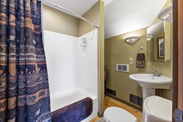 6 Browtine Ln, Ennis, MT 59729