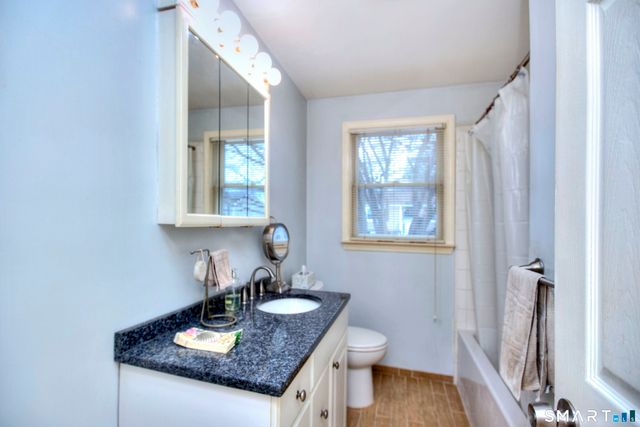 38 Hollywood Avenue, Milford, CT 06460