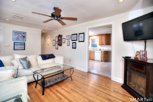 38 Hollywood Avenue, Milford, CT 06460