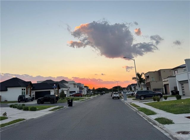 2405 King Drive, Weslaco, TX 78596