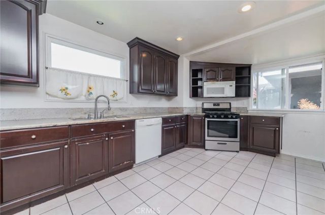 3136 Palo Verde, Long Beach, CA 90808