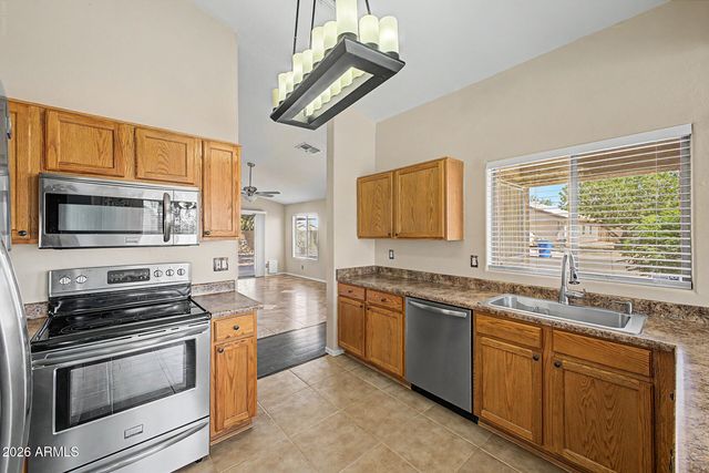 14121 W FIELDINGS Ferry, Surprise, AZ 85374