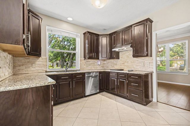 4414 Plantation Creek Drive, Missouri City, TX 77459