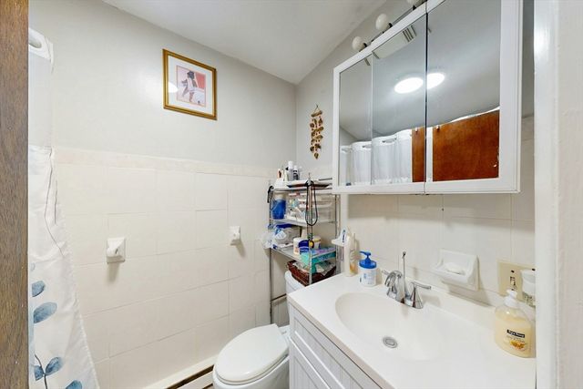 138 Ballou Ave 3A, Boston, MA 02124