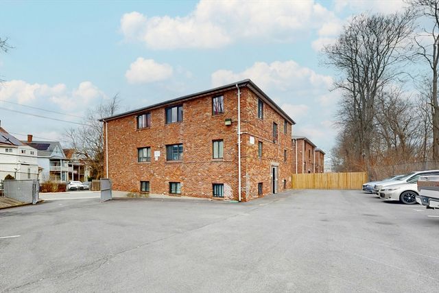 138 Ballou Ave 3A, Boston, MA 02124