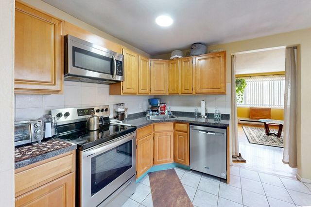 138 Ballou Ave 3A, Boston, MA 02124