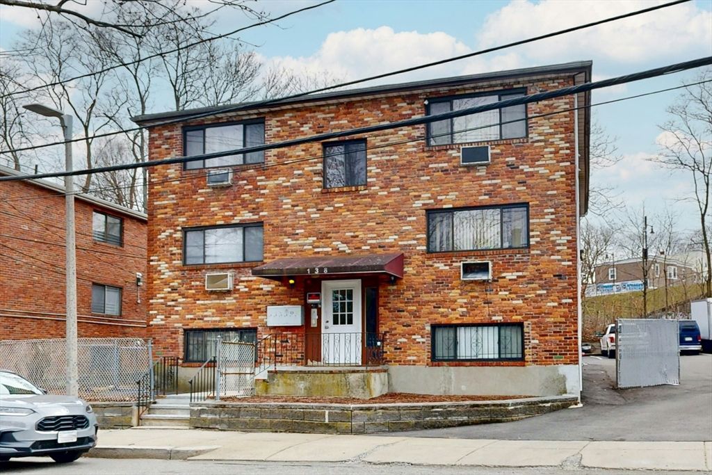 138 Ballou Ave 3A, Boston, MA 02124