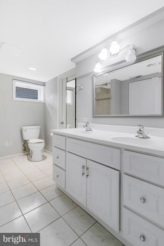 7025 STRATHMORE ST, Falls Church, VA 22042