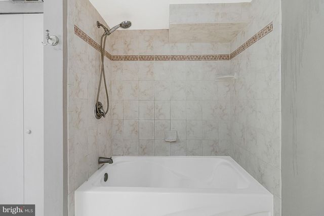 7025 STRATHMORE ST, Falls Church, VA 22042